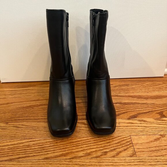 Black heeled mid calf boots - Picture 2 of 4